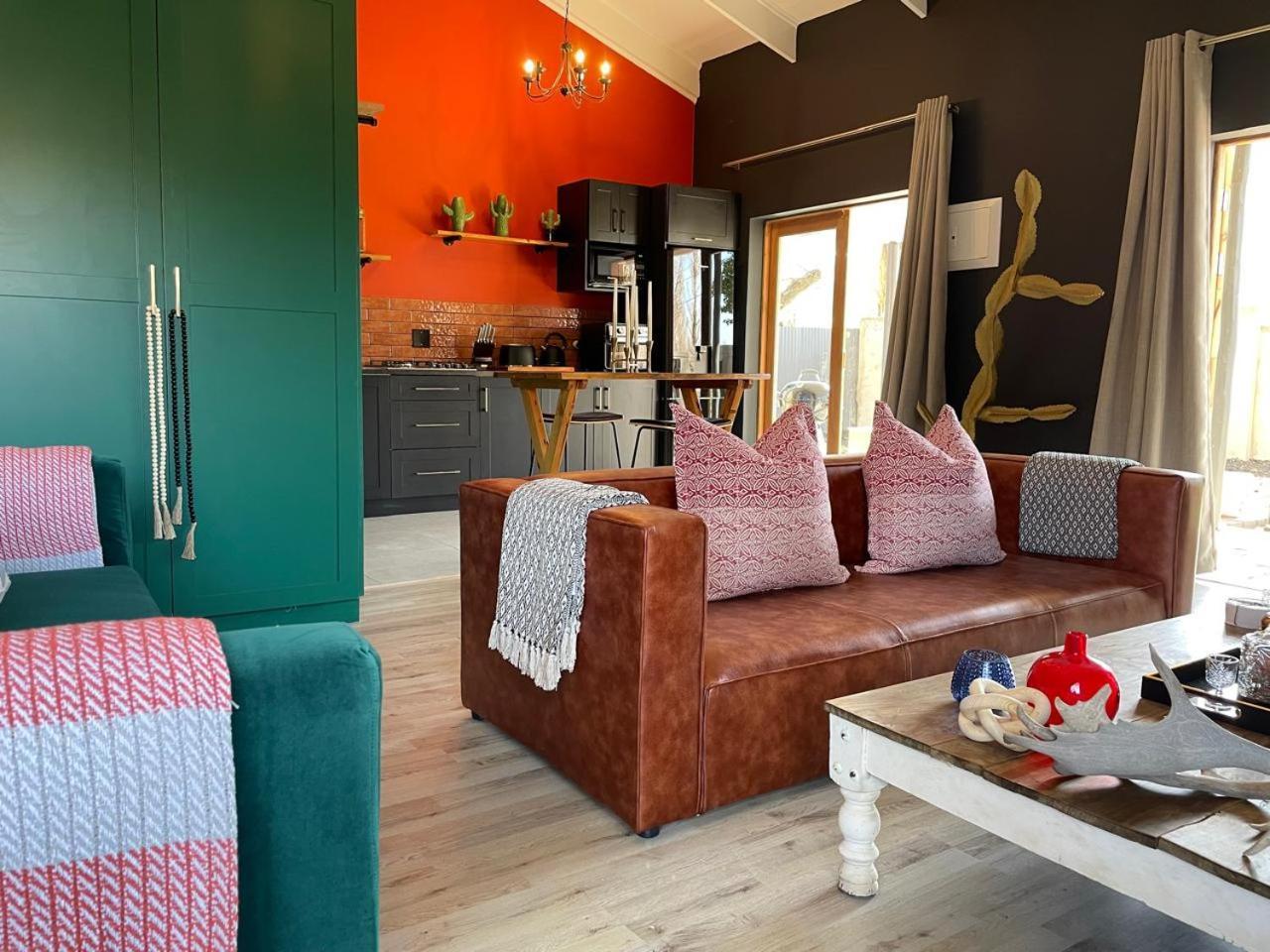 Periwinkle, Grove ,Acorn & Sage Cottages Clarens Oda fotoğraf