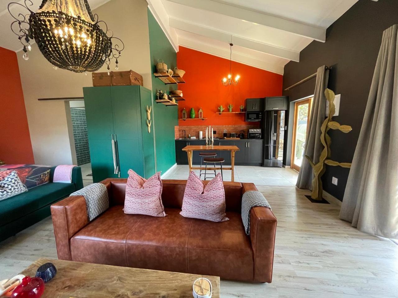 Periwinkle, Grove ,Acorn & Sage Cottages Clarens Oda fotoğraf