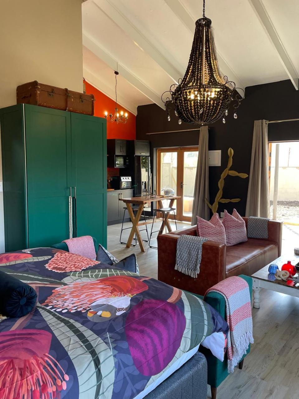 Periwinkle, Grove ,Acorn & Sage Cottages Clarens Oda fotoğraf